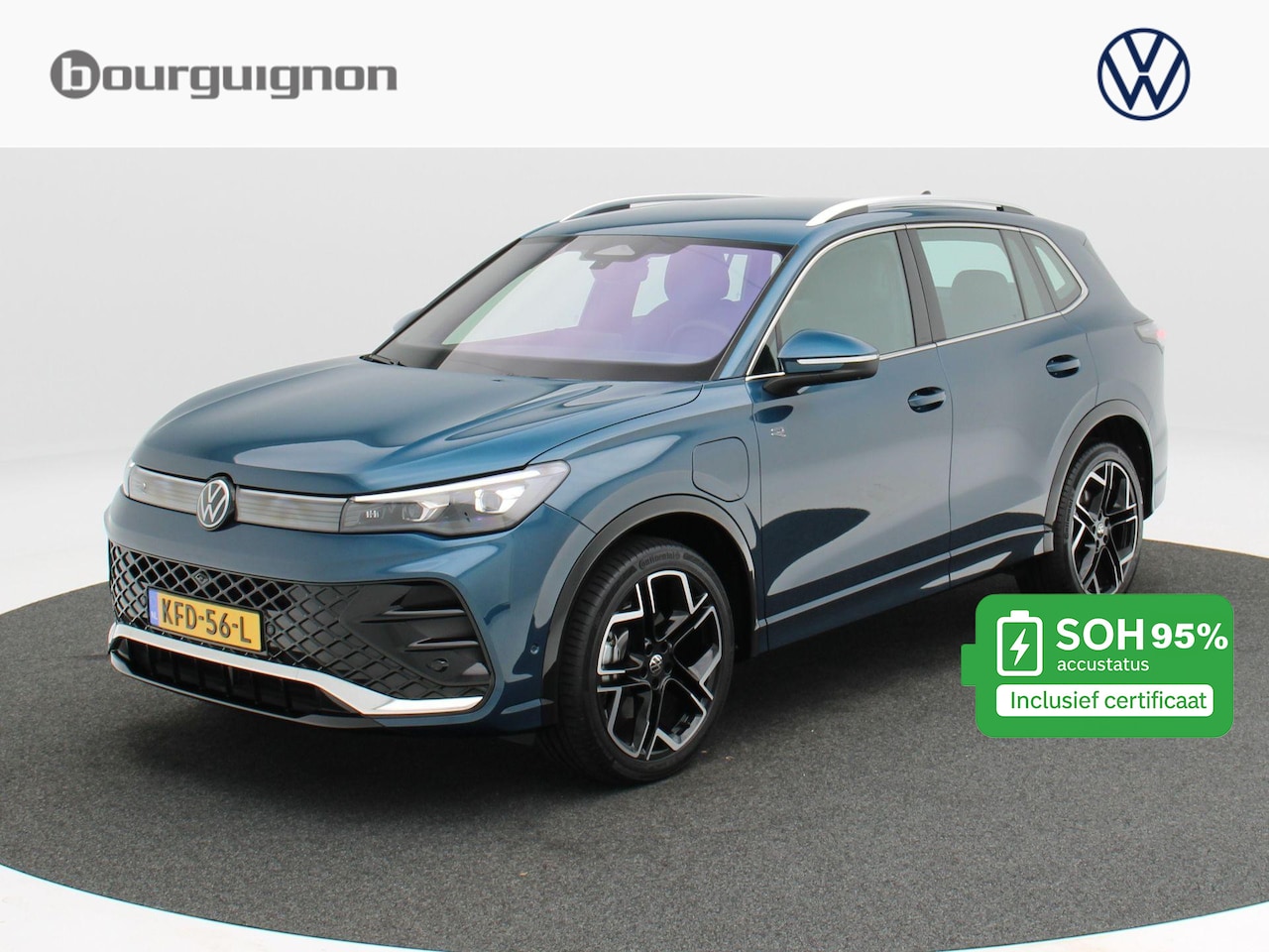 Volkswagen Tiguan - 1.5 eHybrid 272 Pk Automaat R-Line | Trekhaak | Head-up | 360° Camera | Stoel/Stuur Verwar - AutoWereld.nl