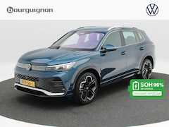 Volkswagen Tiguan - 1.5 eHybrid 272 Pk Automaat R-Line | Trekhaak | Head-up | 360° Camera | Stoel/Stuur Verwar