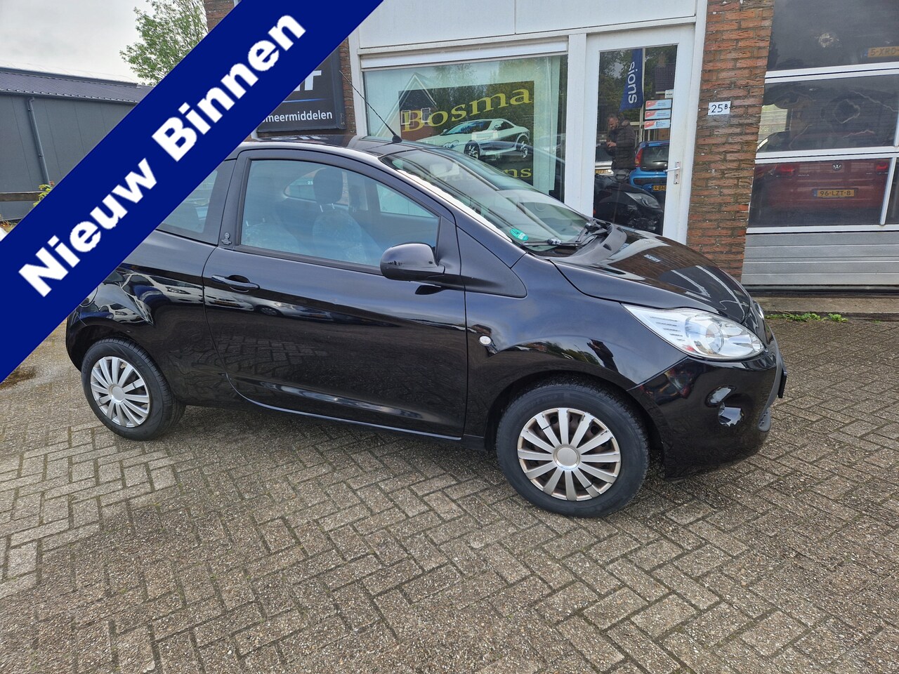 Ford Ka - 1.2i "Champions Edition" Airco - Stoelverwarming - Apk 16-06-2027 !! - AutoWereld.nl