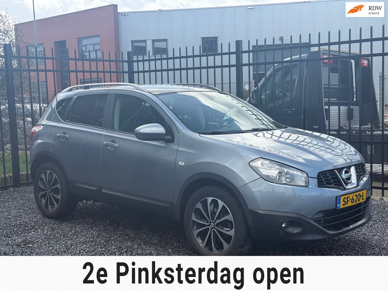 Nissan Qashqai - 1.5 dCi Connect Edition 6BAK!PANO!PDC!ZEER MOOI! - AutoWereld.nl