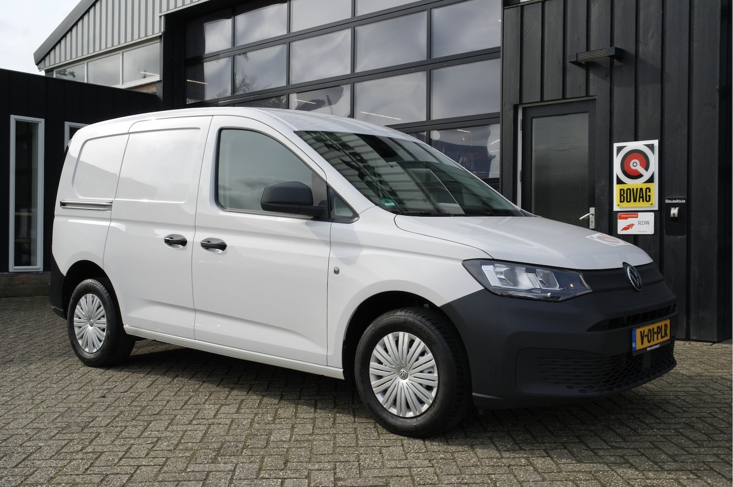Volkswagen Caddy Cargo - 2.0 TDI Comfort | Cruise | Trekhaak | Airco | Elek.Ramen - AutoWereld.nl