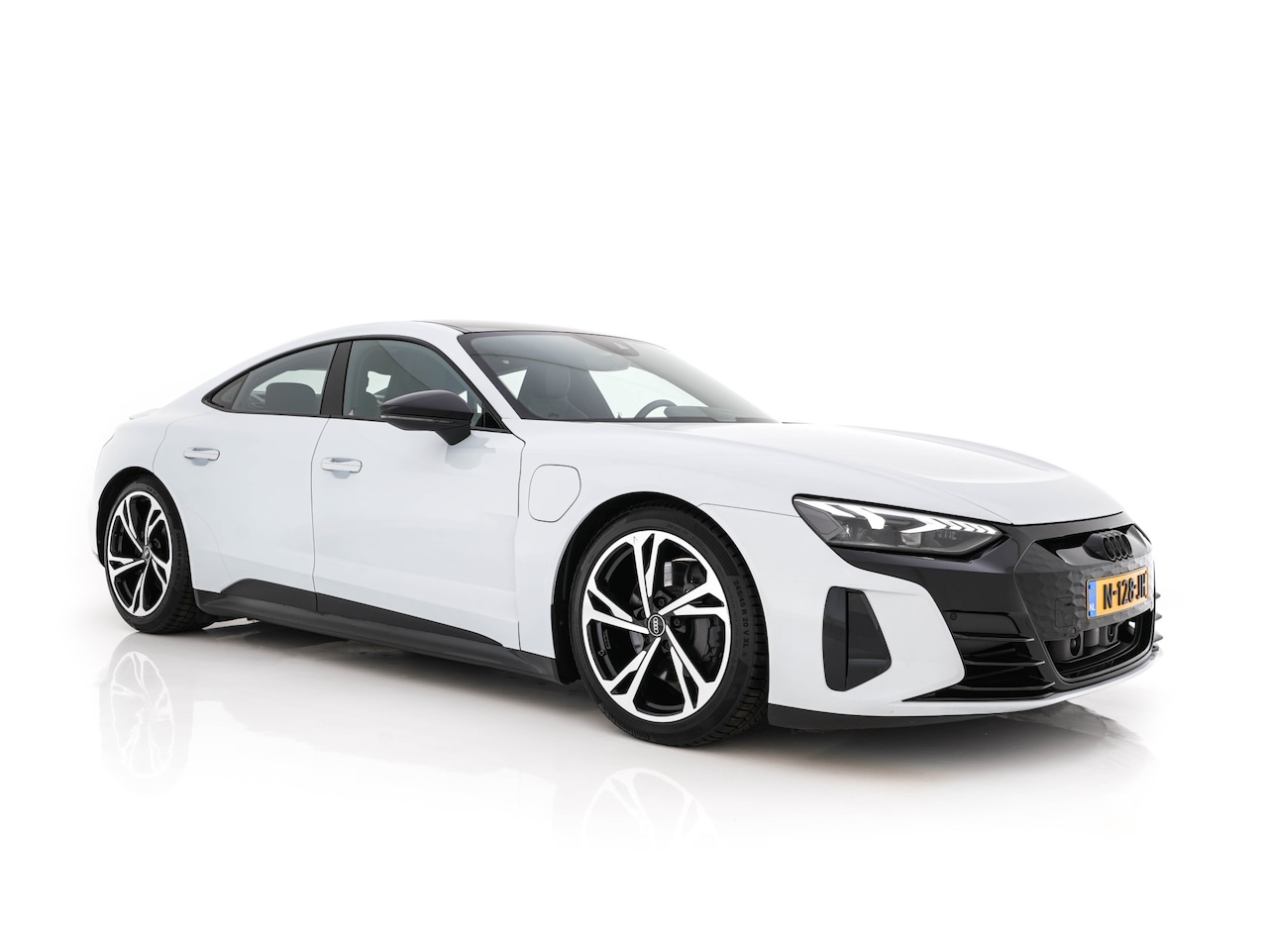 Audi e-tron GT - edition ZERO 93 kWh [ 3-Fase ] {SOH-90%} (INCL-BTW) *HEATPUMP | PANO | FULL-LED | LEATHER - AutoWereld.nl
