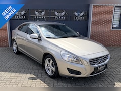 Volvo S60 - 1.6 T4F R-Design 1e eigenaar Navi LEER