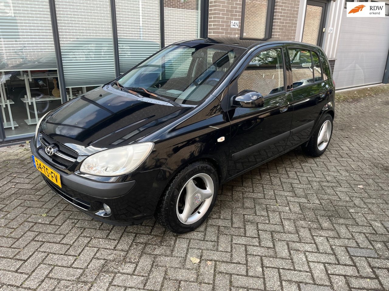 Hyundai Getz - 1.4i Active Cool! Cruise! Airco! 178 DKM NAP! - AutoWereld.nl