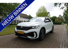 Volkswagen T-Roc - 2.0 TSI 4Motion R | AKRAPOVIČ | Pano | ACC | CarPlay | Trekhaak | LED |