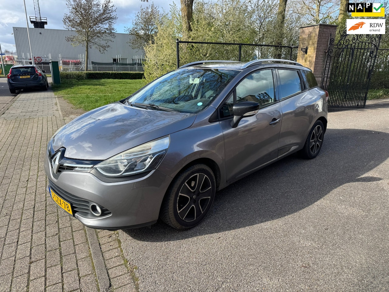Renault Clio Estate - 0.9 TCe Dynamique / airco - AutoWereld.nl