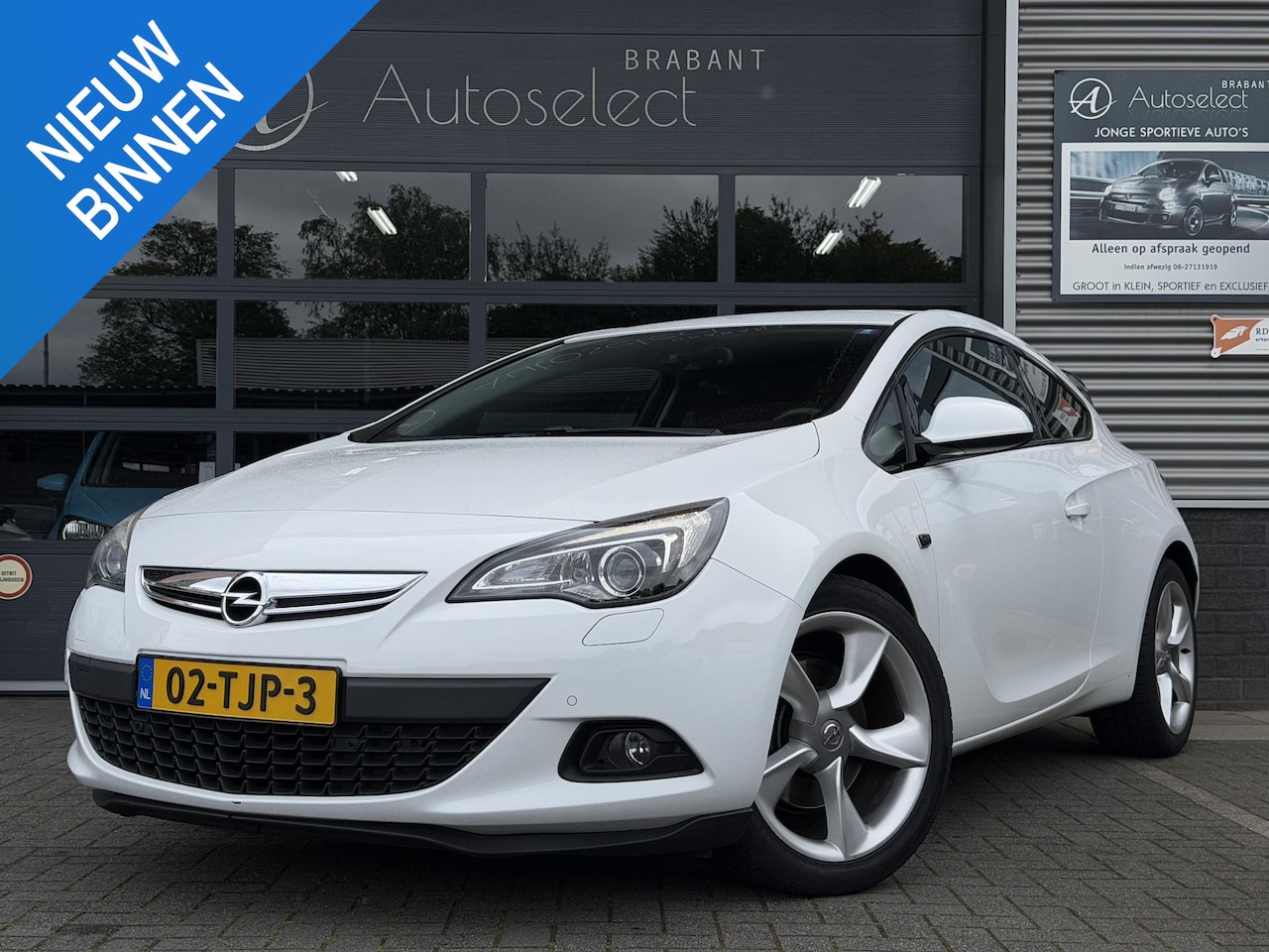 Opel Astra GTC - 1.4 Turbo Sport Cruise | Camera | Clima - AutoWereld.nl