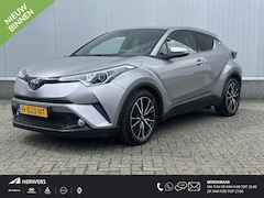 Toyota C-HR - 1.8 Hybrid Executive / Navigatie / Adaptieve Cruise control / Achteruitrijcamera / Stoelve