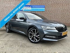 Skoda Superb Combi - 1.5 TSI ACT Sportline Business Automaat Carplay/ACC/Pano/Trekhaak/Canton Audio/Memory/Keyl