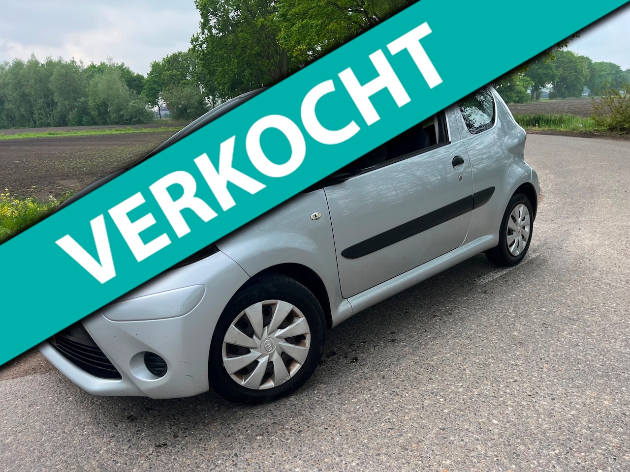 Toyota Aygo - 1.0 VVT-i Access / 2013 - 98.000 nap - AutoWereld.nl