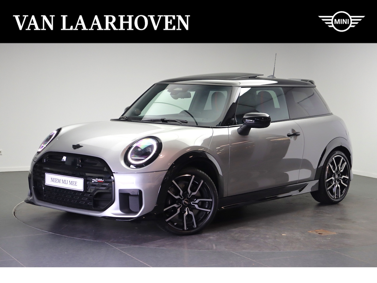 MINI Cooper S - Hatchback Automaat / John Cooper Works / Pakket XL / 18" JCW Lap Spoke 2-tone - AutoWereld.nl