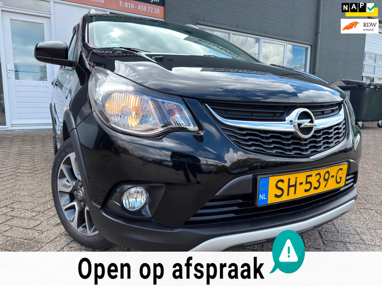 Opel Karl - 1.0 Rocks Online Edition met parkeersensoren en en bluetooth telefoon en cruise controle e - AutoWereld.nl