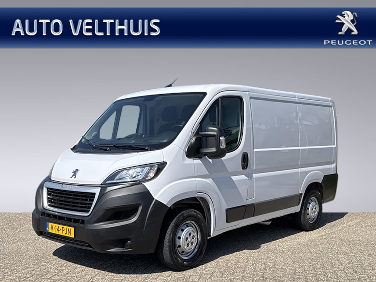 Peugeot Boxer - GB 333 L1H1 BlueHDi 120PK S&S Premium - AutoWereld.nl