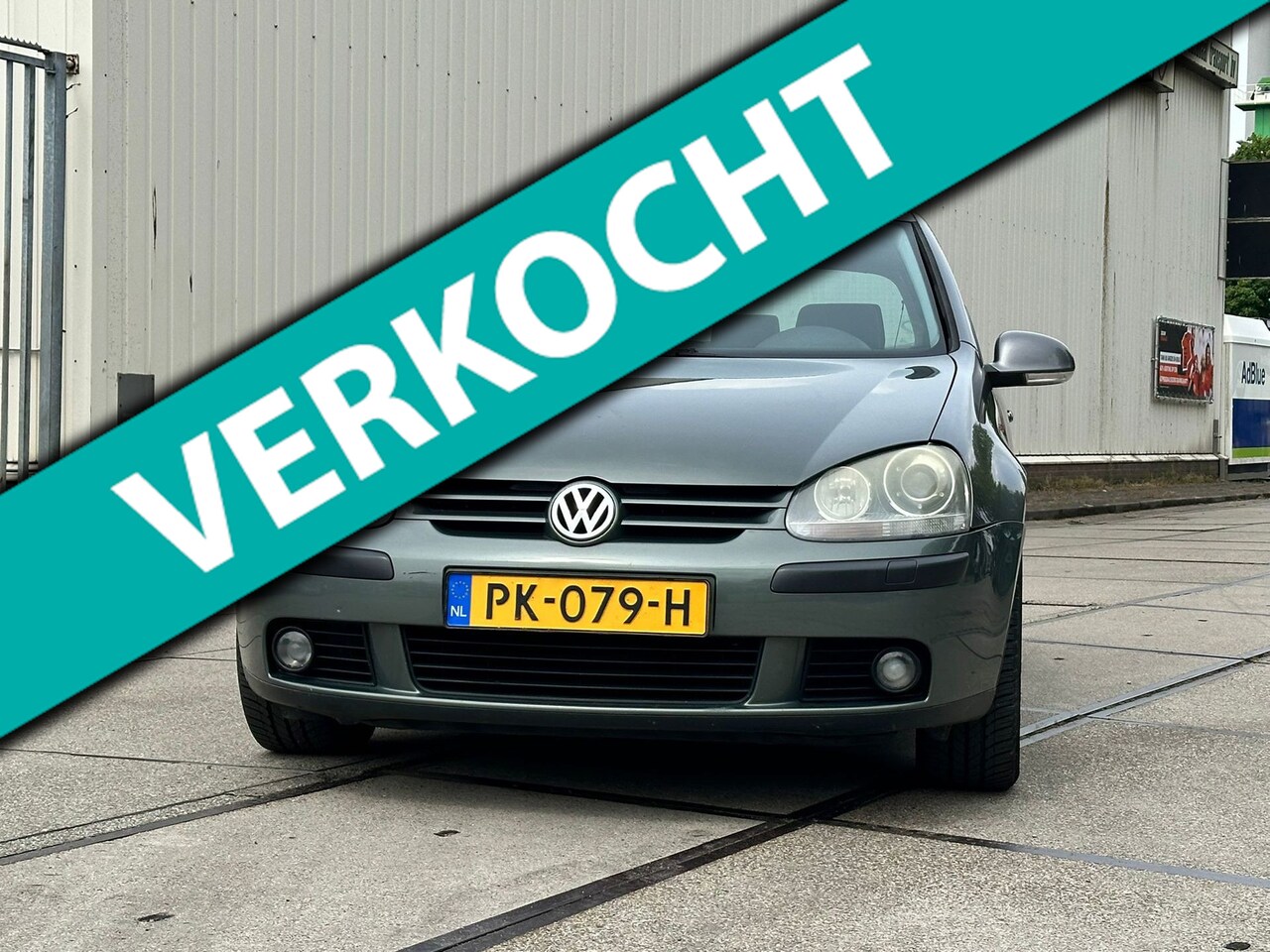 Volkswagen Golf - 1.6 FSI Turijn Xenon/Carplay/Stoelverw/17inc - AutoWereld.nl