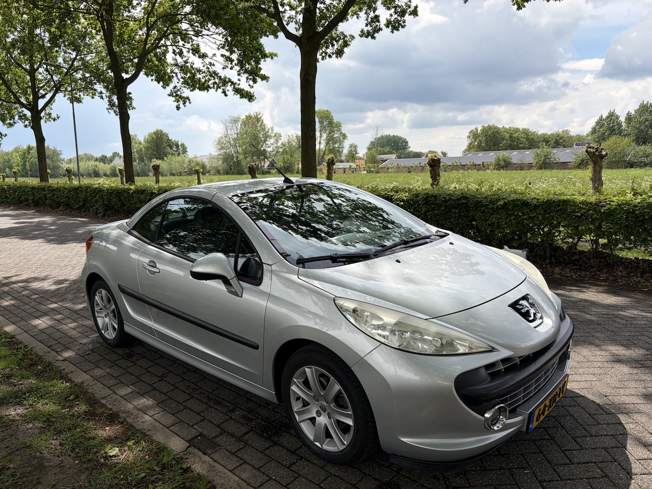 Peugeot 207 CC - 1.6 VTi Première 1.6 VTi Première - AutoWereld.nl