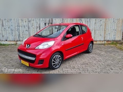 Peugeot 107 - 1.0-12V XS