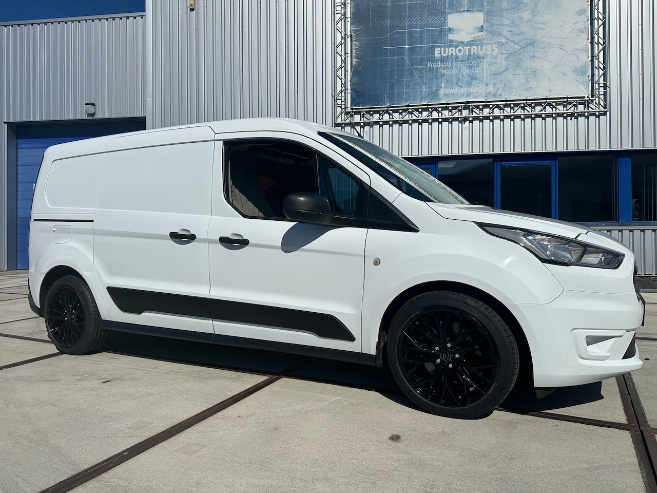 Ford Transit Connect - 1.5 TDCI L2 Trend 145PK 330NM Facelift - AutoWereld.nl