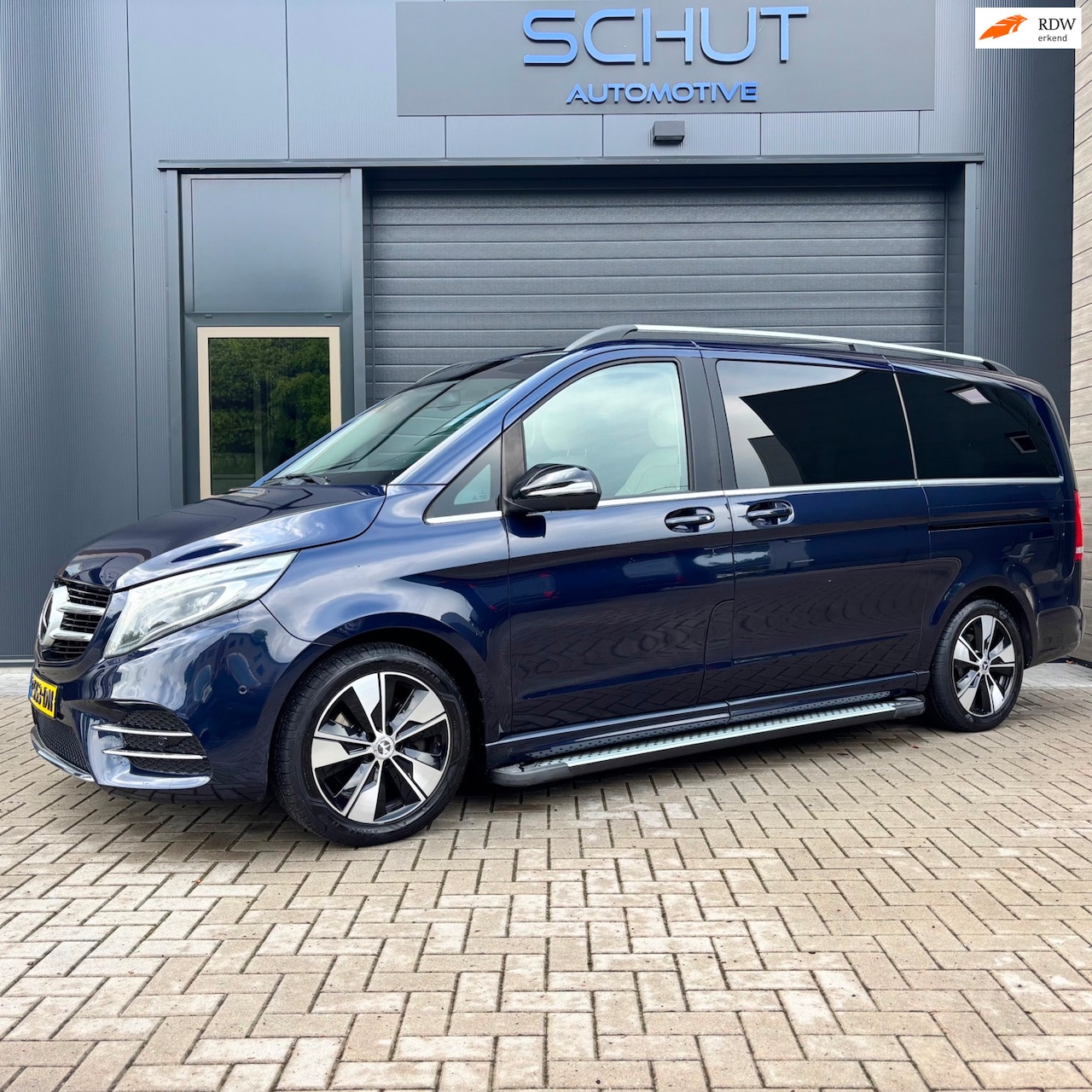 Mercedes-Benz V-klasse - 250 BlueTEC Lang Avantgarde Edition 7/8 PERSOON | 360 CAMERA | LED | BURMEISTER | STOELVER - AutoWereld.nl
