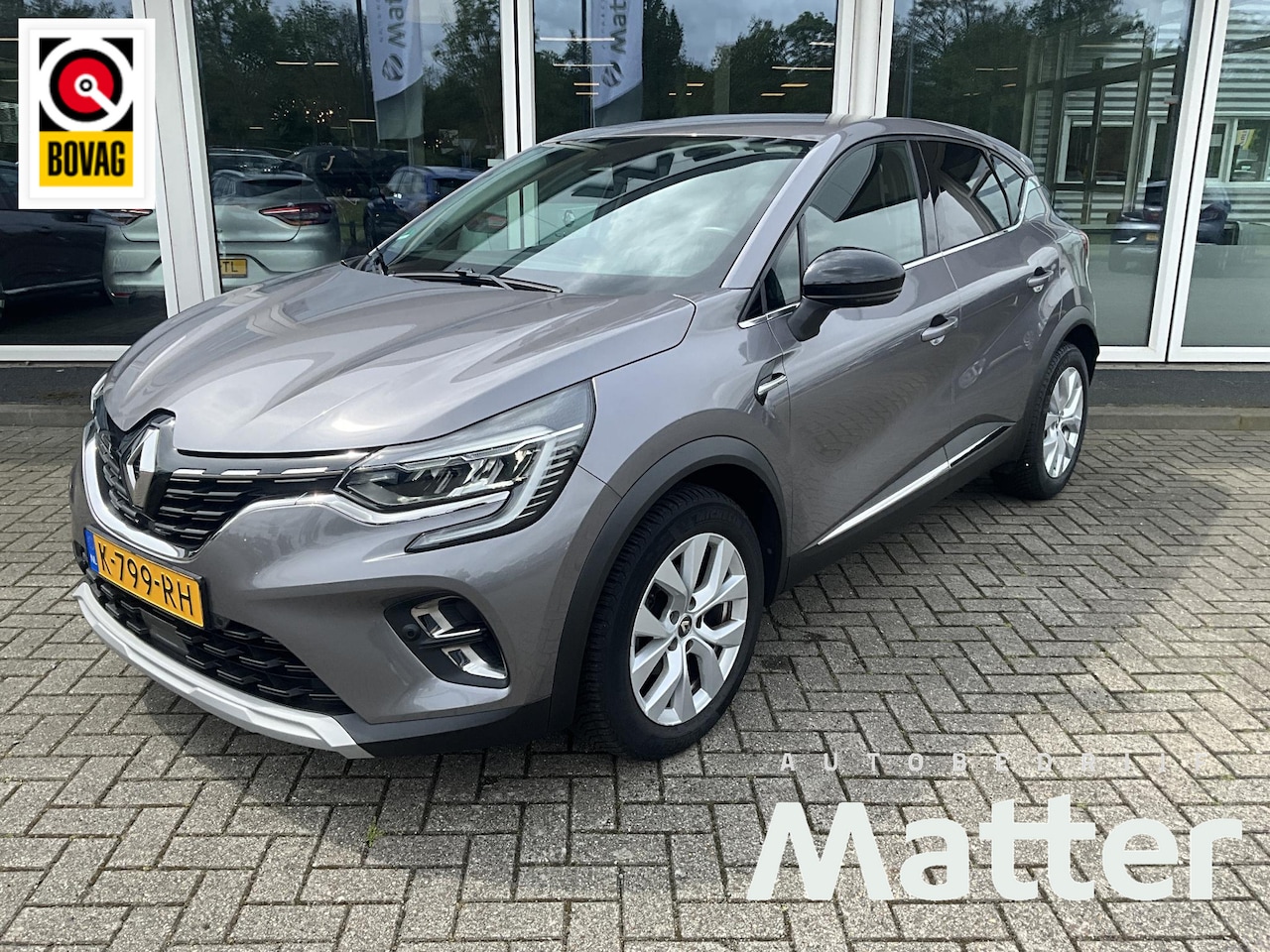 Renault Captur - 1.3 TCe 140 Intens Camera | Bose - AutoWereld.nl