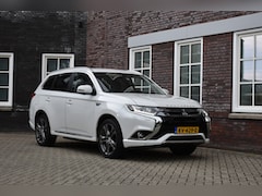 Mitsubishi Outlander - 2.0 PHEV Business Edition Wij zijn op afspraak geopend Graag bellen voor uw komst