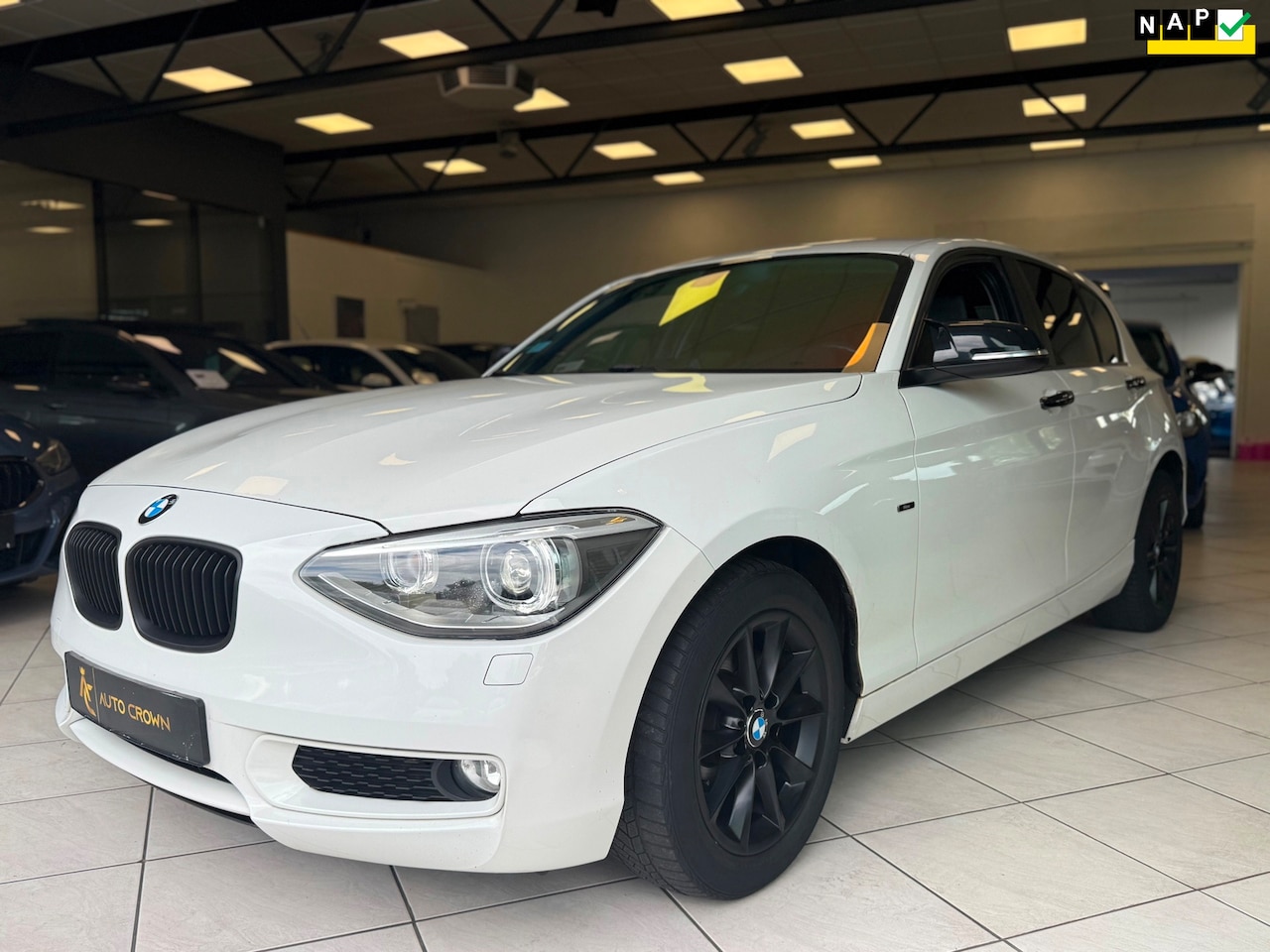 BMW 1-serie - 116i Executive BJ. 2014 Automaat + Navi - AutoWereld.nl
