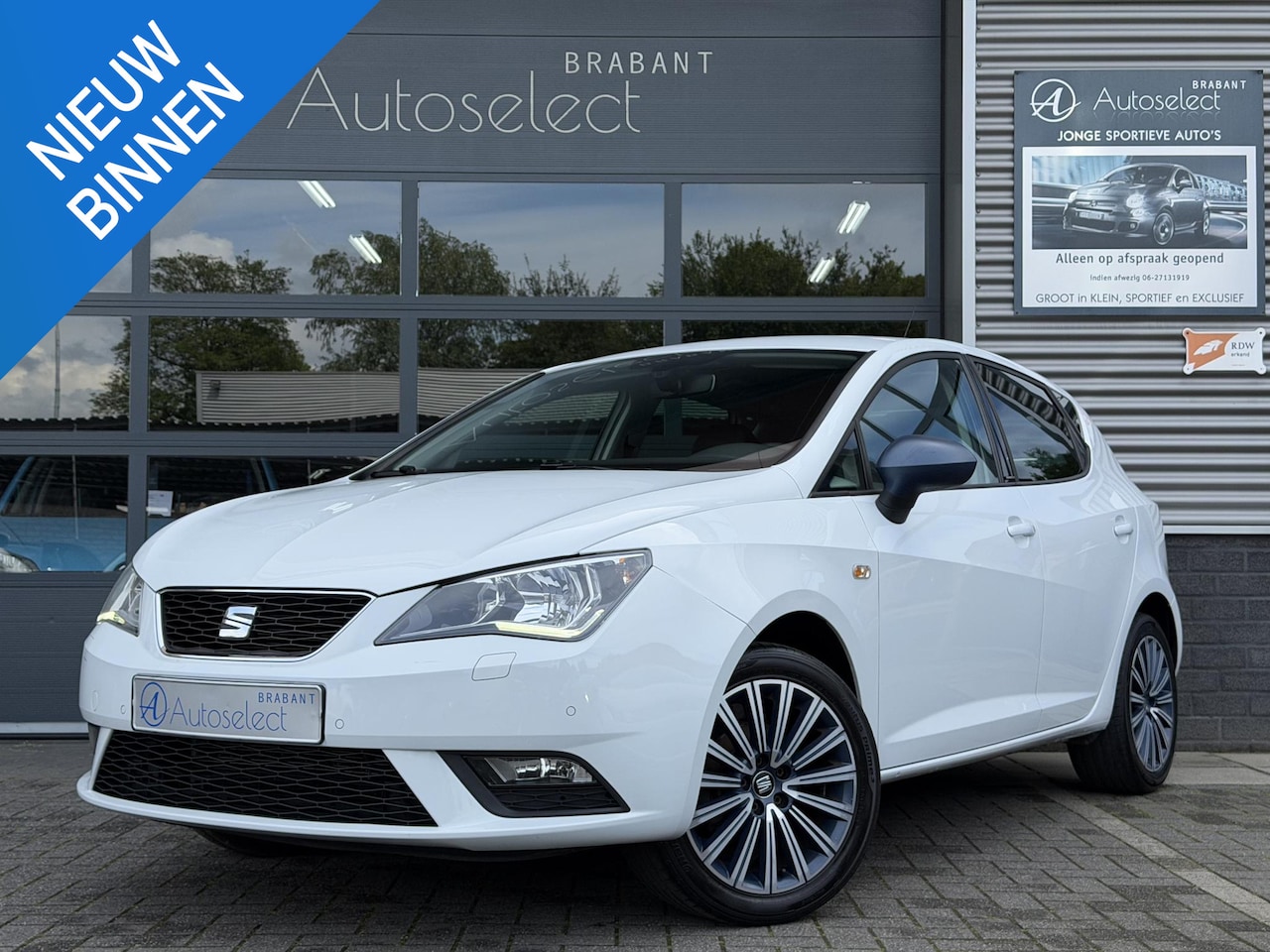 SEAT Ibiza - 1.0 EcoTSI Connect CarPlay | Camera | Cruise - AutoWereld.nl