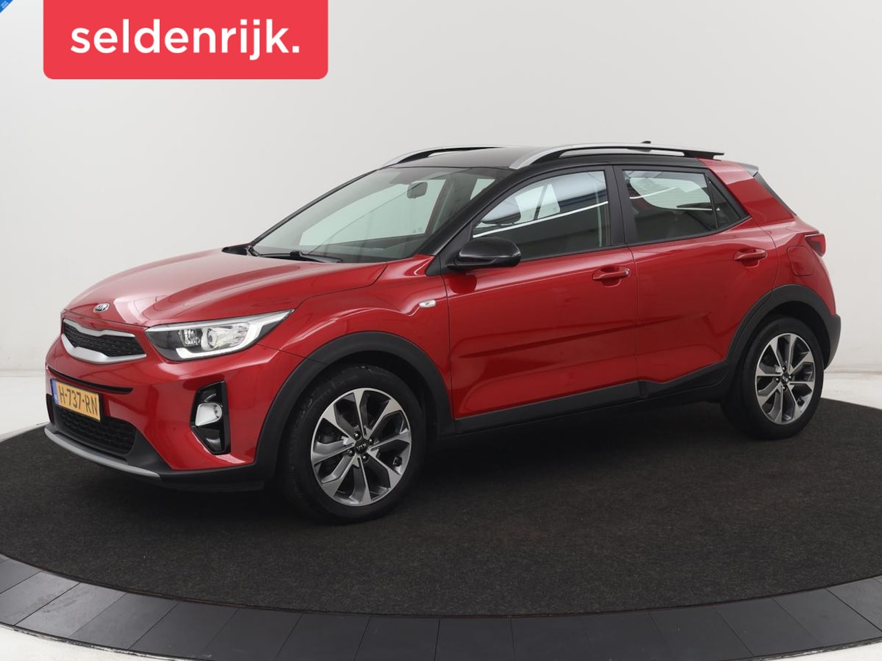 Kia Stonic - 1.0 T-GDi DynamicLine | Carplay | Camera | Navigatie | Parkeerhulp | Cruise control | Airc - AutoWereld.nl