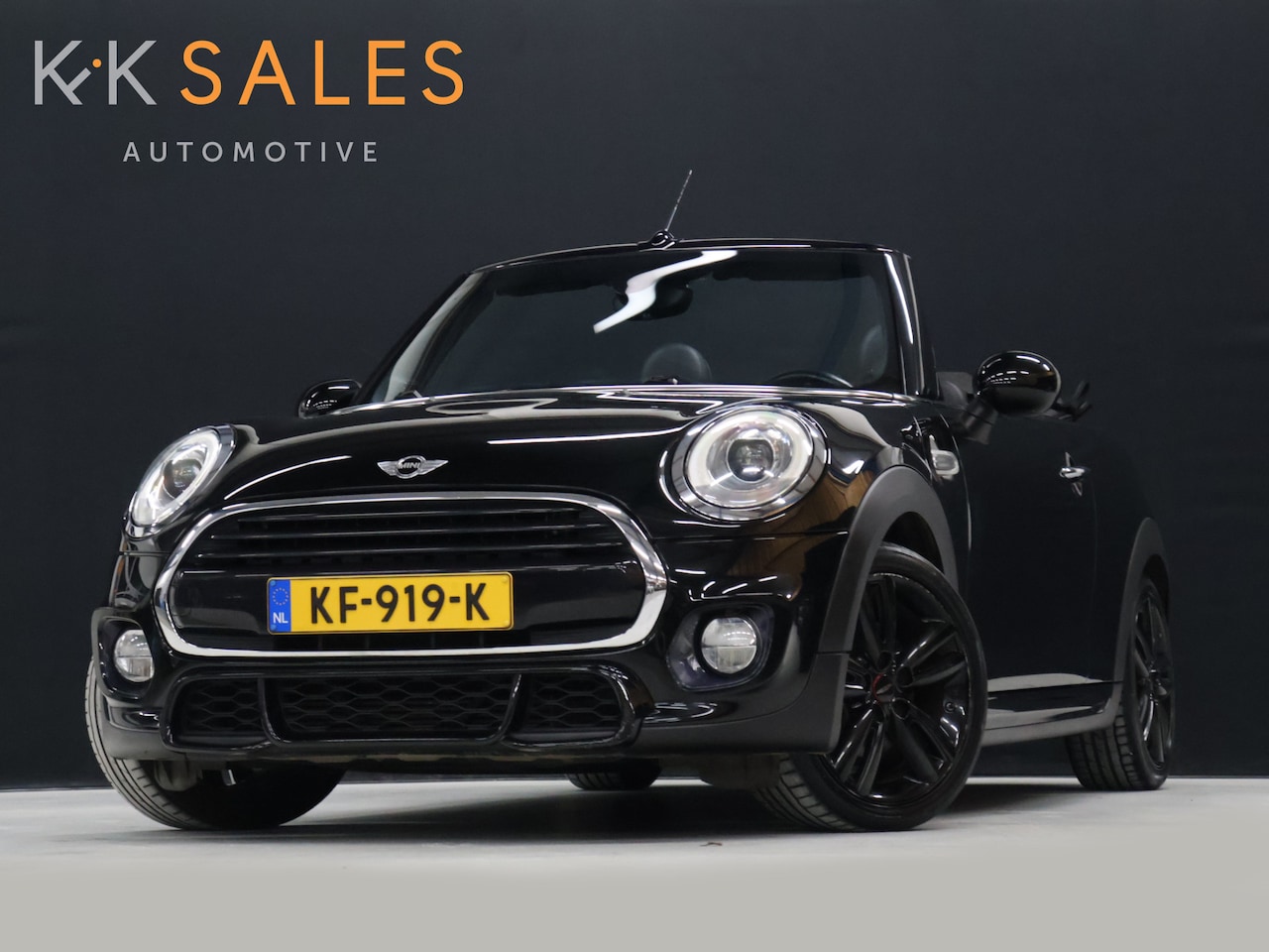 MINI Cabrio - Mini 1.5 Cooper JCW Chili Serious Business Cabrio [STOELVERWARMING, GROOT SCHERM, HARMAN/K - AutoWereld.nl