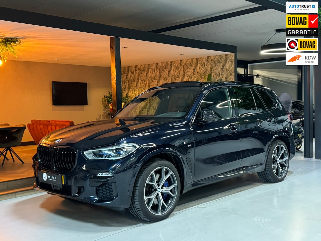 BMW X5 - BMW X5 xDrive45e High Executive | M-Pakket | Plug-in Hybrid | BMW Garantie t/m 09-2027 | P - AutoWereld.nl