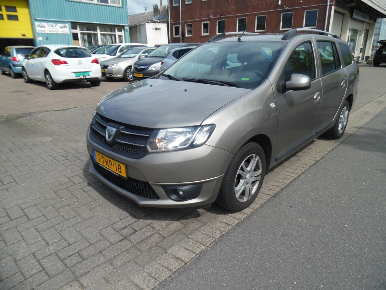 Dacia Logan MCV - apk 5.27 0.9 TCe Lauréate - AutoWereld.nl