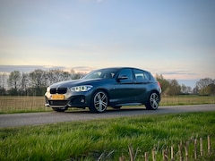 BMW 1-serie - 118i Centennial High Executive M-Sport, Nette auto, Zuinig!