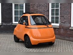Microlino Microlino - Competizione 10.5 kWh (90km/u) Wij zijn op afspraak geopend Graag bellen voor uw komst