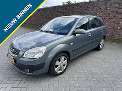 Kia Rio - 1.4 LX