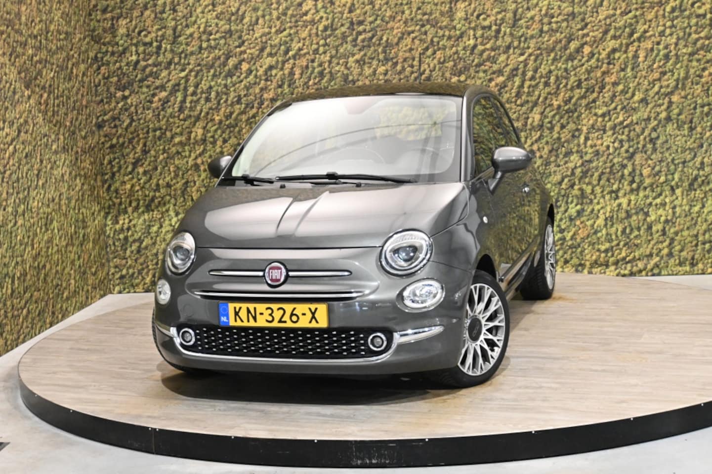 Fiat 500 - 1.2 Lounge | Climate cntrl. | Panorama | PDC - AutoWereld.nl