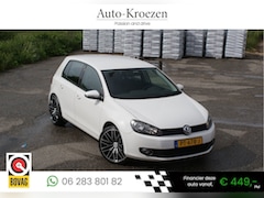 Volkswagen Golf - 1.4 Easyline | 5 Deuren | Navigatie | Climate | 19'' LM |