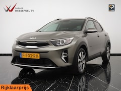 Kia Stonic - 1.0 T-GDi MHEV 100pk DynamicPlusLine - Navigatie - Camera - Climate control - Privacy glas