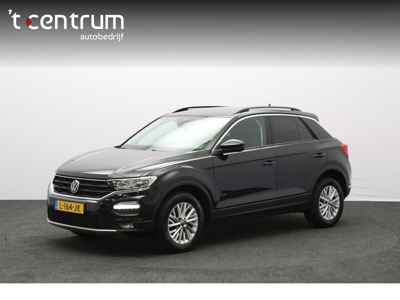 Volkswagen T-Roc - 1.0 TSI Style 1.0 TSI Style, Adap. Cruise Control, Climate Control, Trekhaak - AutoWereld.nl