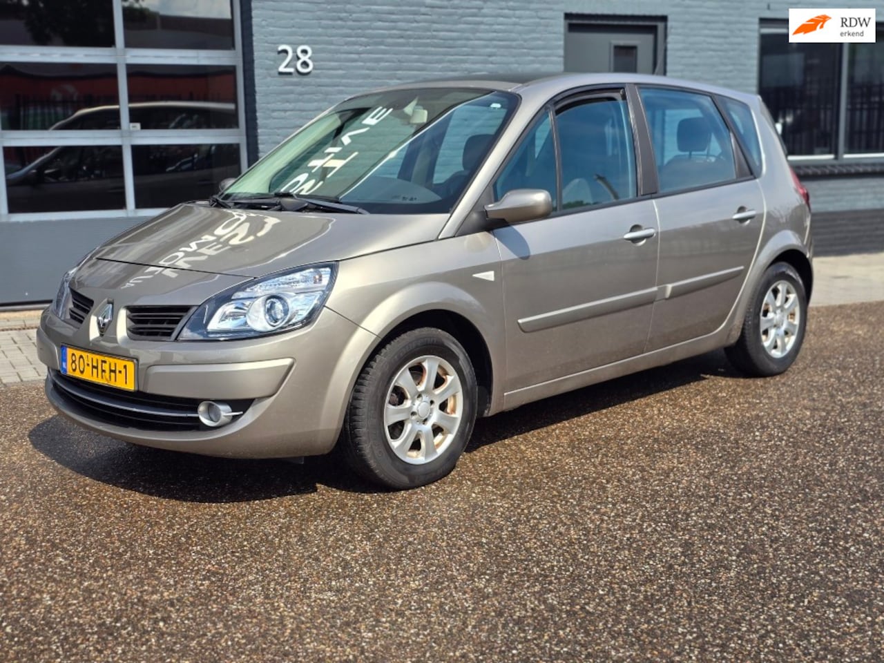 Renault Scénic - 1.6-16V Business Line NAVI PANORAMA AIRCO - AutoWereld.nl