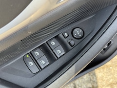 BMW i4 - eDrive40 | M-Sport Pro | Camera | Comfort Access | Stoelverw