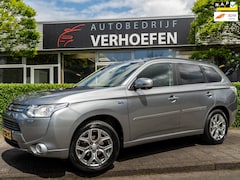Mitsubishi Outlander - 2.0 PHEV Instyle - PANORAMADAK - XENON - CRUISE/CLIMATE CONTR - NAVIGATIE - LEDER