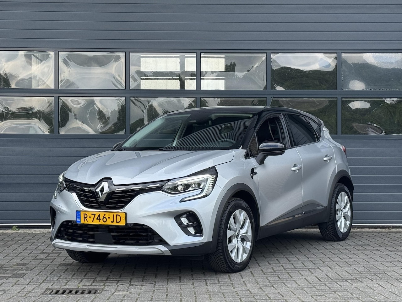 Renault Captur - 1.0 TCE 90 INTENS I P-CAMERA I APPLE CARPLAY I NAVIGATIE I CRUISE CONTROL - AutoWereld.nl
