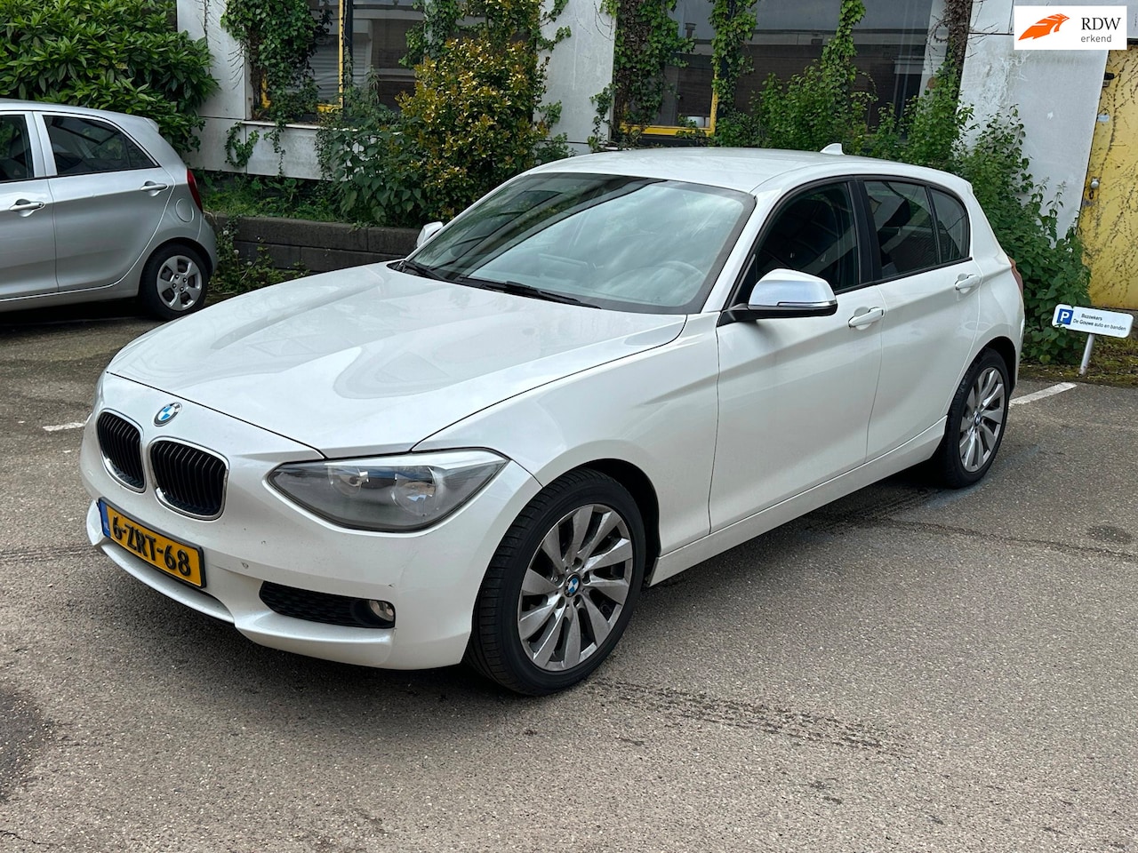 BMW 1-serie - 116i Executive/ Camera - AutoWereld.nl