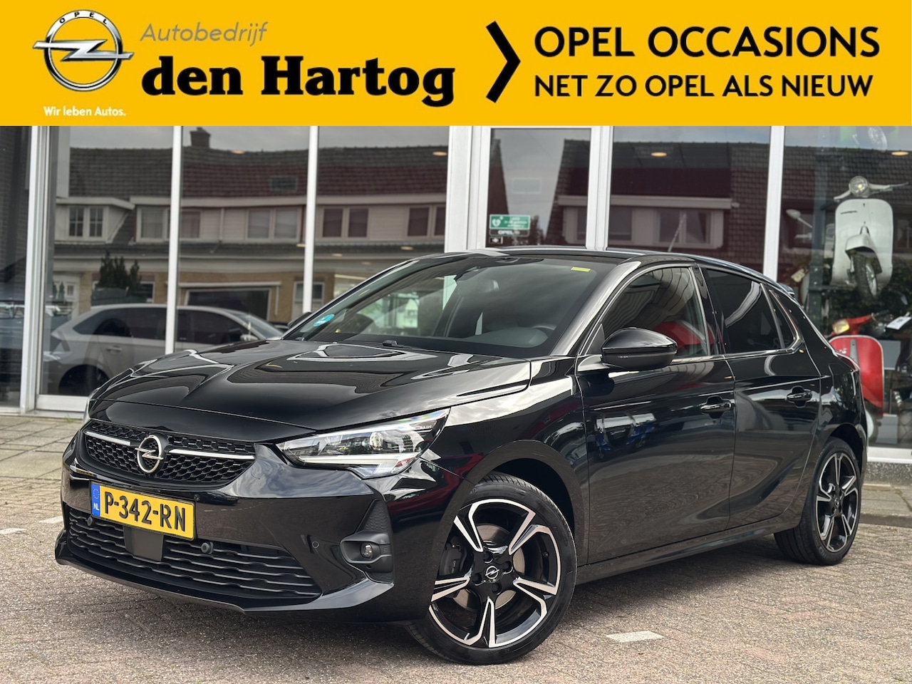 Opel Corsa - 1.2 Ultimate Camera / Stoel verwarming / ECC / LED - AutoWereld.nl