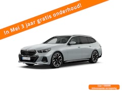 BMW 5-serie Touring - 530e M-Sport Pro - Pano - Trekhaak - ACC - Head-up - Harman Kardon