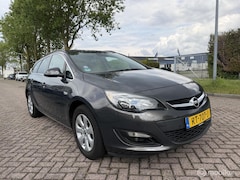 Opel Astra Sports Tourer - 1.4 Turbo Sport