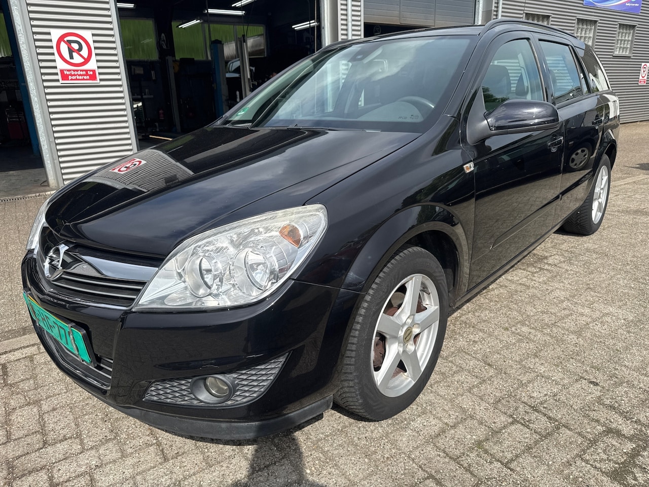 Opel Astra Wagon - 1.4 Essentia 1.4 Essentia - AutoWereld.nl