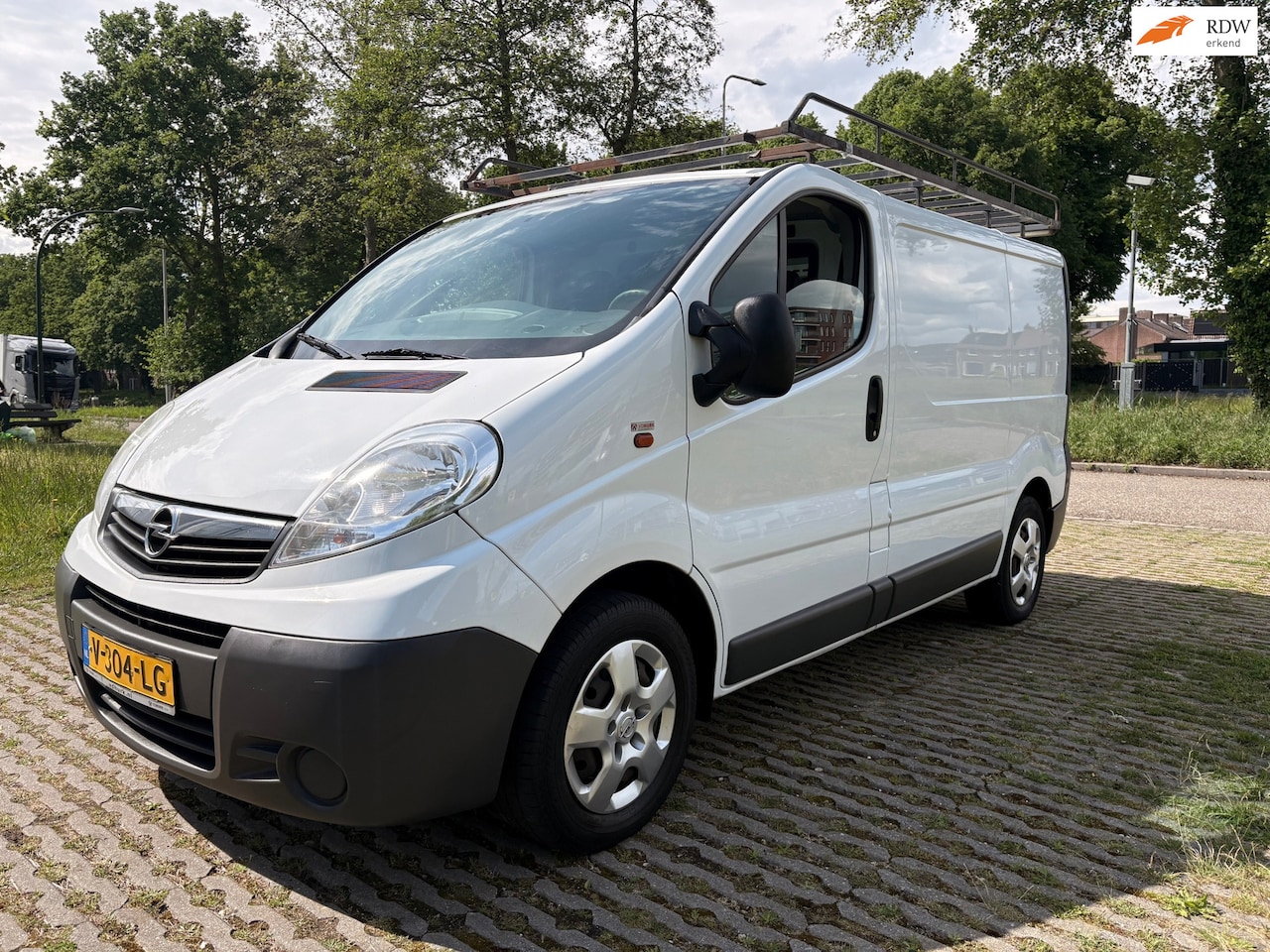 Opel Vivaro - 2.0 CDTI L1H1 - airco - AutoWereld.nl