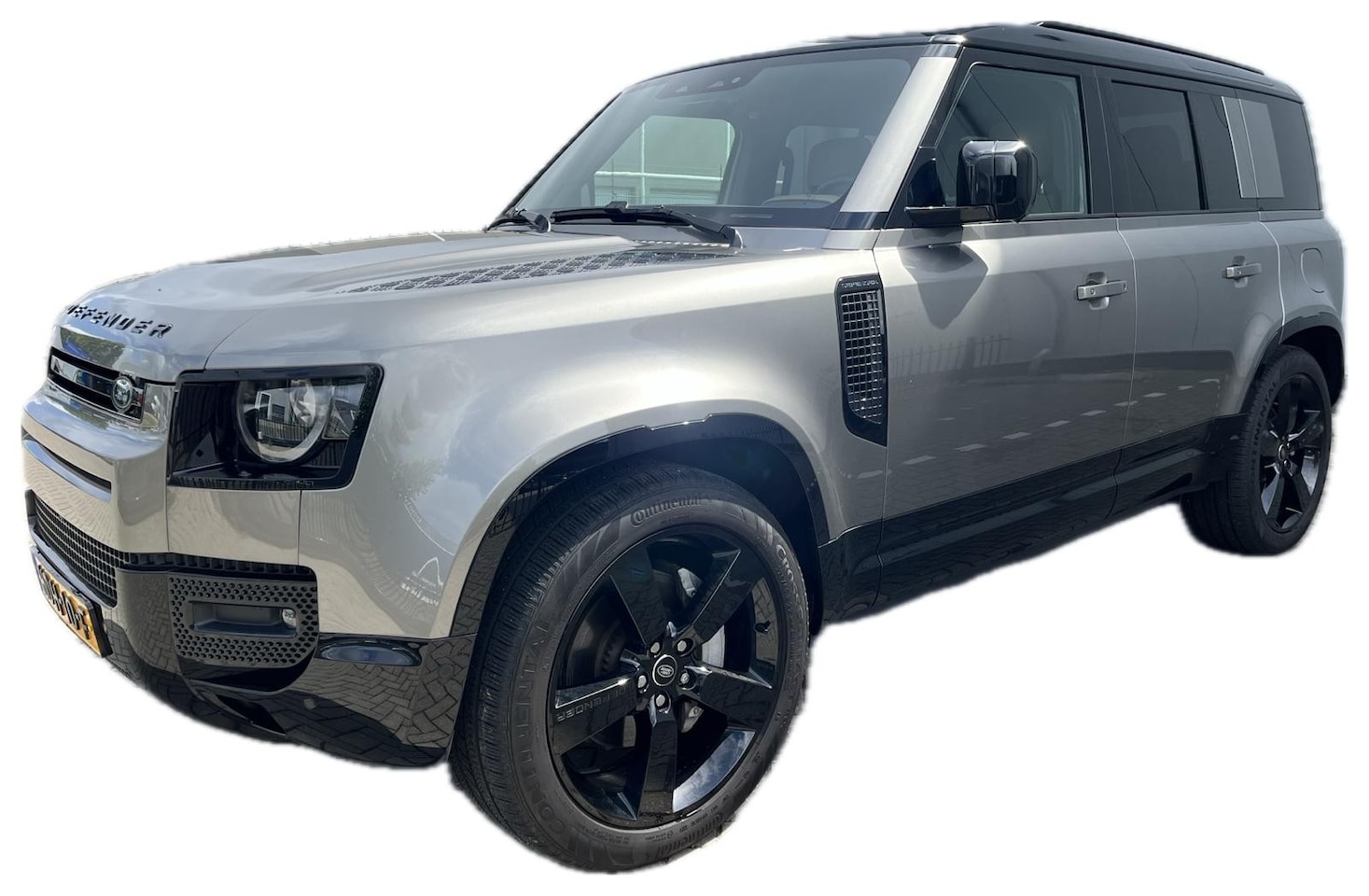 Land Rover Defender 110 - 2.0 P300e 110 X-Dynamic HSE Dealergarantie t/m 01-2030 of 150.000 km. - AutoWereld.nl