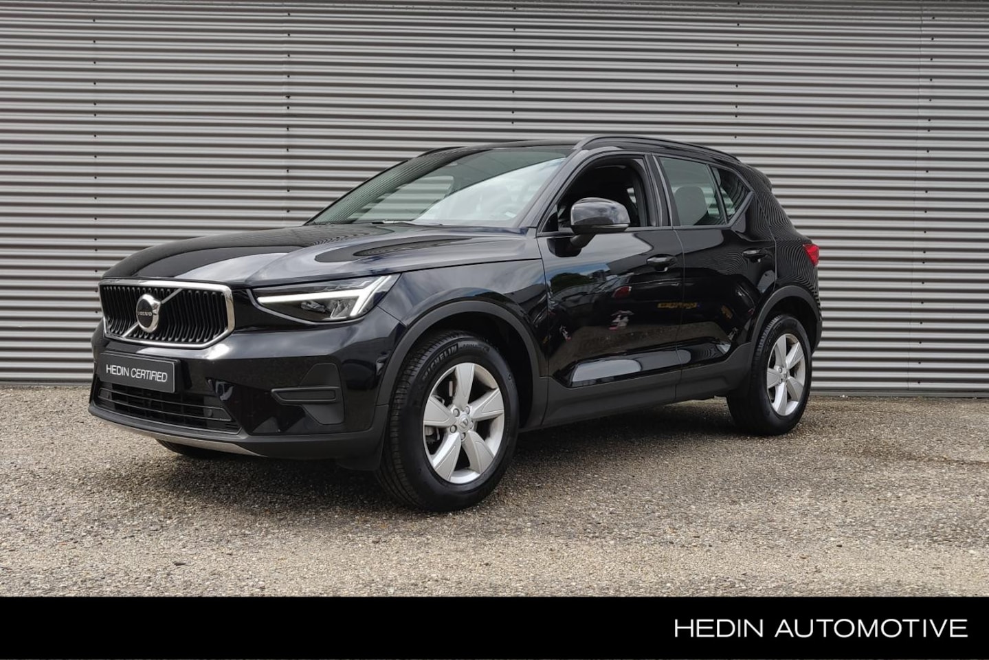 Volvo XC40 - 2.0 B3 163pk Mild Hybrid Essential | Google Navigatie | 17 inch LMV | Stoel + stuurverwarm - AutoWereld.nl