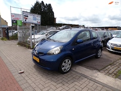 Toyota Aygo - 1.0-12V +